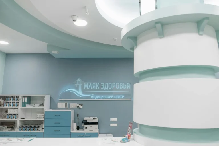İstanbul'da Saç Ekimi Fiyatları ve En İyi Klinikler 2026