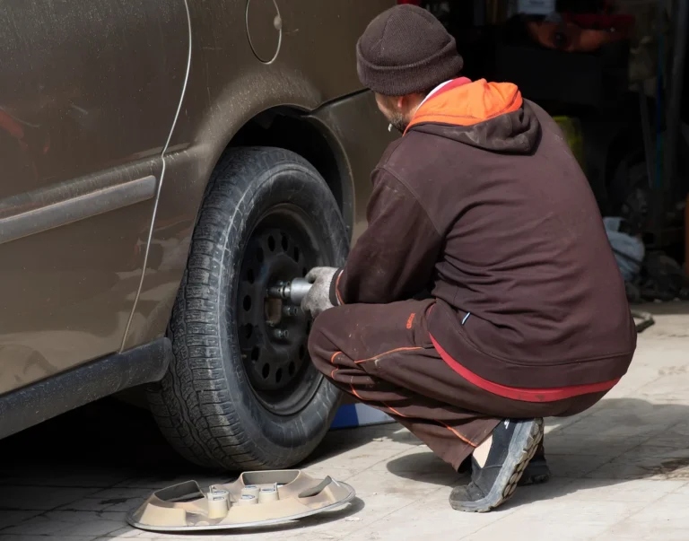 Oto Lastik Değişimi Ne Kadar? Güncel Fiyatlar ve Maliyet Rehberi