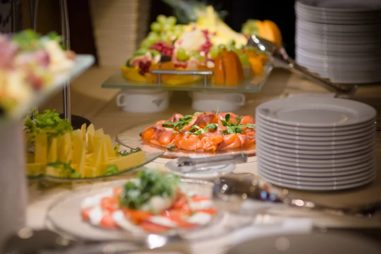 2026 Catering ve Yemek Şirketleri: Menü ve Fiyat Teklifleri